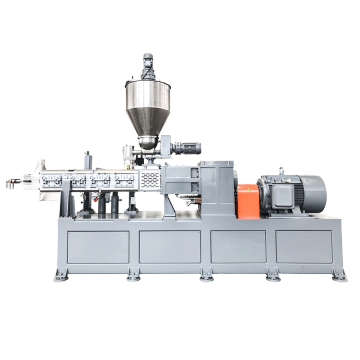 Boudineuse à vis jumelée co-rotative pour les composés de câble